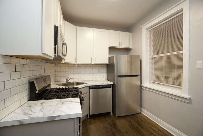 Photo - 6259 N Lakewood Ave Unidad 4