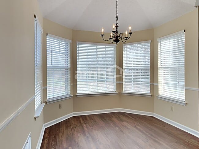 Photo - 5802 Eagleston Dr