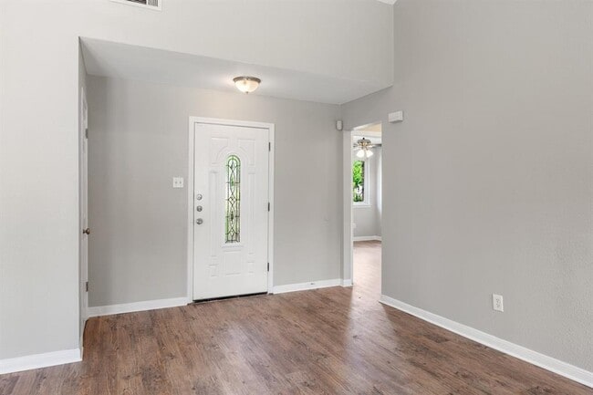 Photo - 13313 Briar Hollow Dr