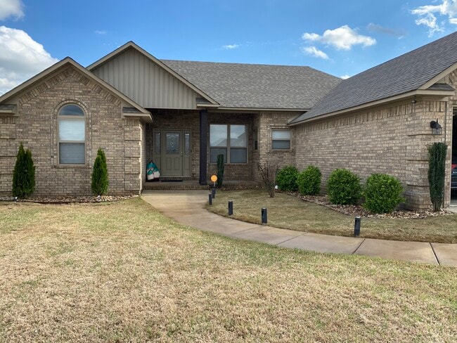 Photo - 1021 Puritan Dr House