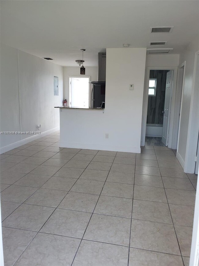 Photo - 304 NW 5th Terrace Unidad 4
