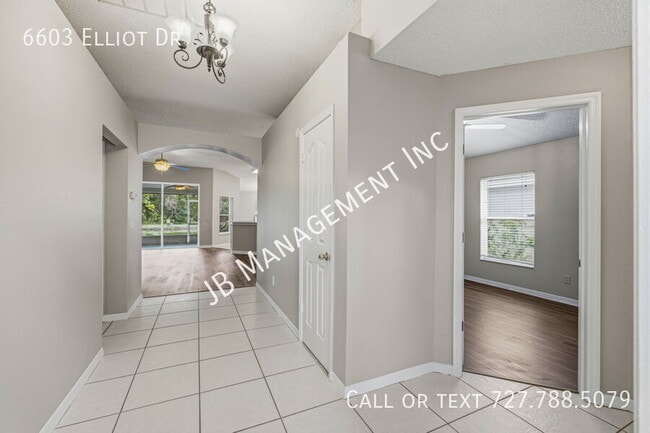 Photo - 6603 Elliot Dr