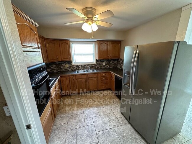 Photo - 5029 NE 56th Pl