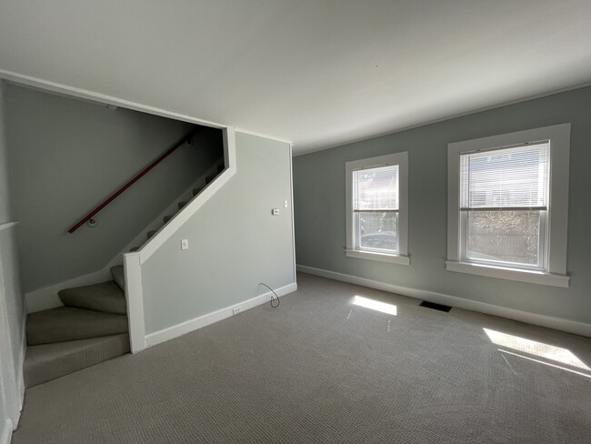 Photo - 126 E Main St Unit South