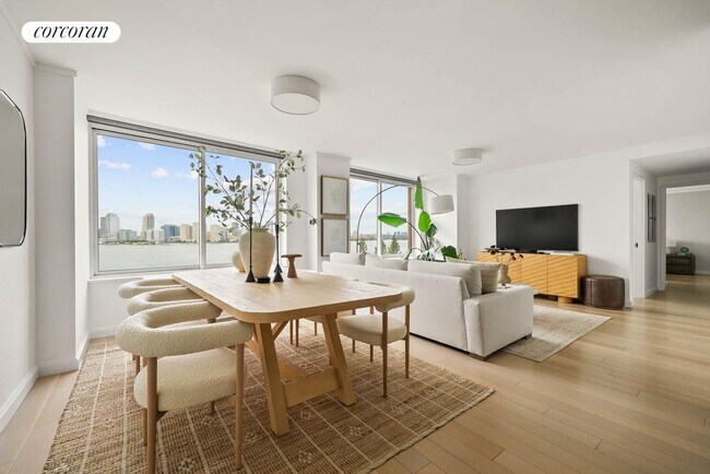 Photo - 212 Warren St Condo