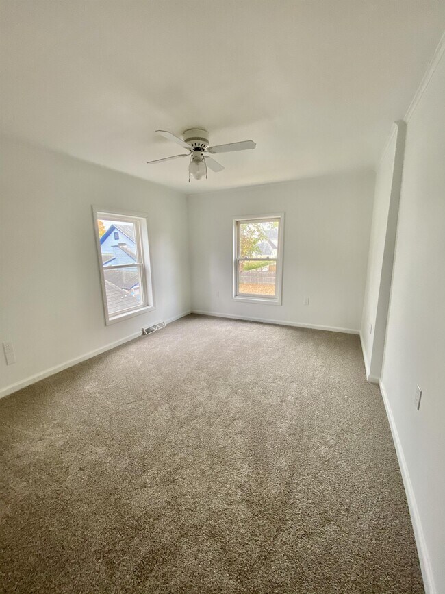 Photo - 30 Crandall St