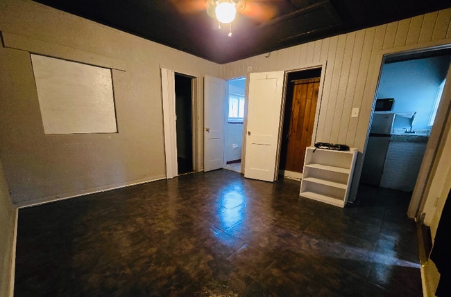 Photo - 8010 SE US Hwy 301