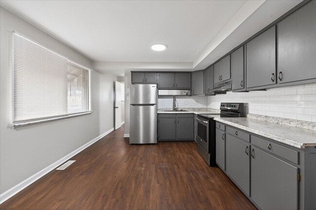 Photo - 1801 W Morris St