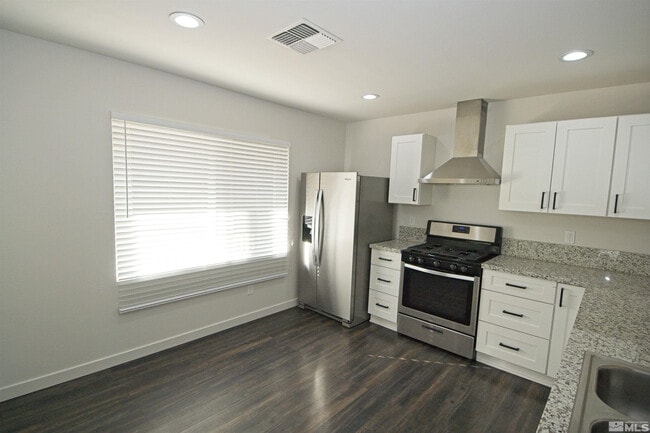 Photo - 626 Valley Rd Unit 202