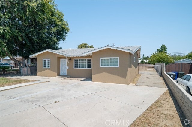Building Photo - 10199 Camulos Ave Rental