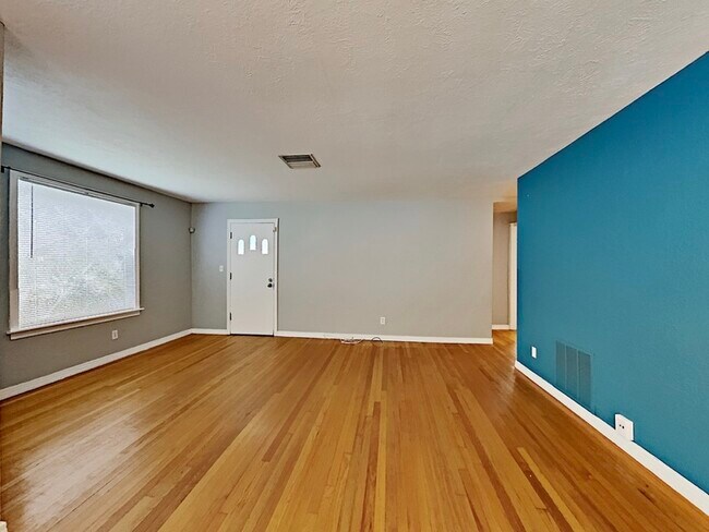 Photo - 1426 E Amelia St