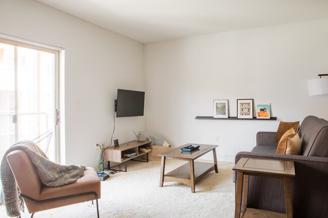 Photo - 145 N Jackson St Unidad ID1379019P