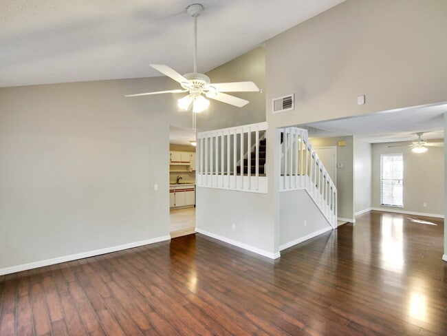 Photo - 1245 Crossfield Dr