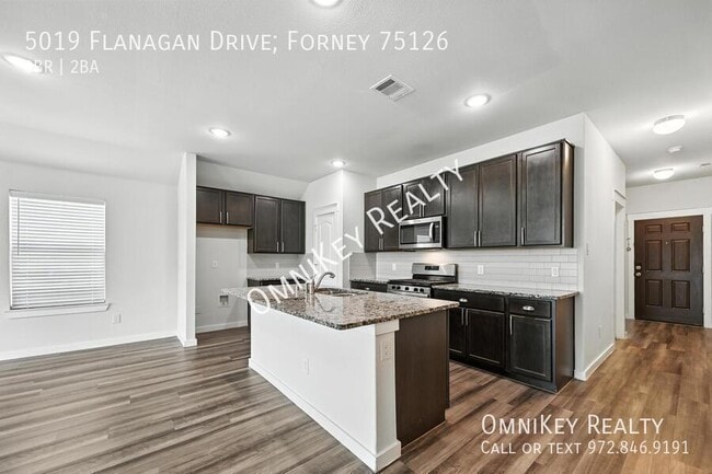 Photo - 5019 Flanagan Dr