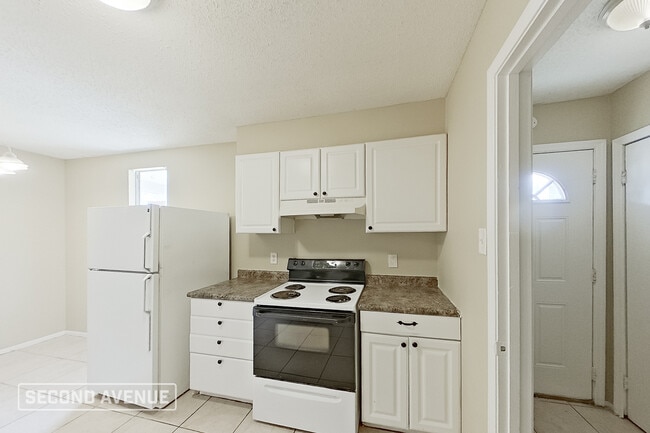 Photo - 5792 Jardin Pl