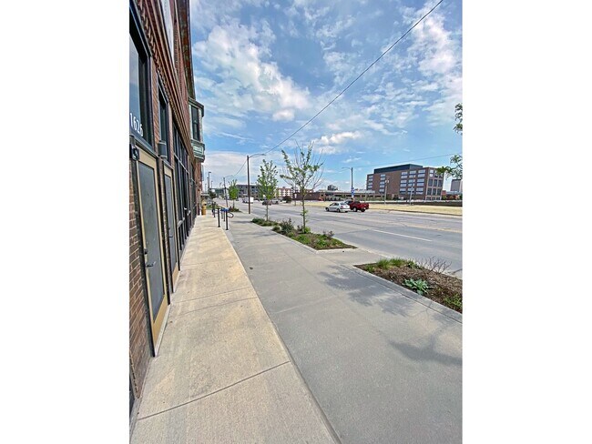 Photo - 1626 Cuming St Unit 1626