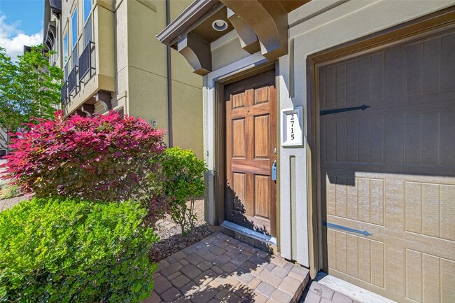 Photo - 2715 Shadybrook Meadow Dr