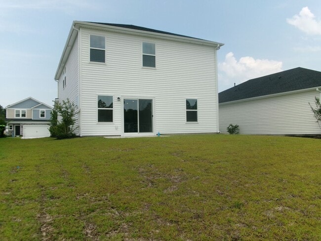 Photo - New 5 bedroom, 3 bath home in Clear Pond w...