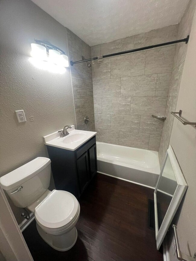 Photo - 2529 Lewis Ln