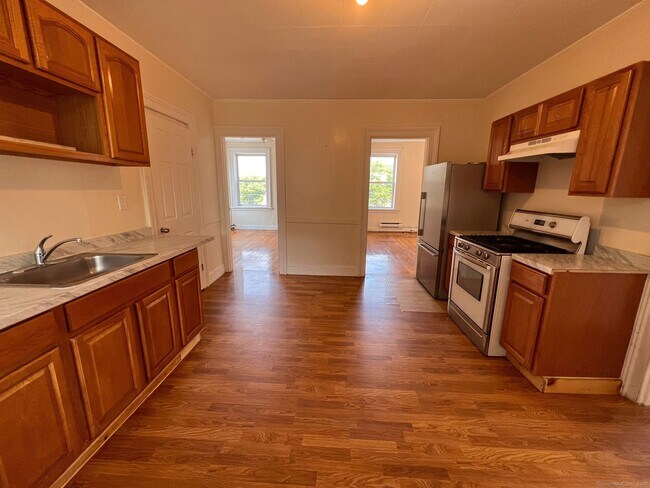 Photo - 640 Wilson St Unidad 2nd Fl.