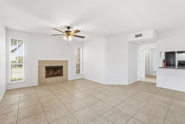 Photo - 10501 South Dr Unidad 288