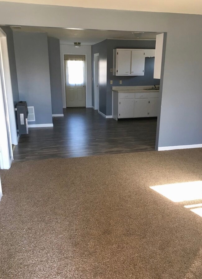 Photo - 114 Maplelawn St