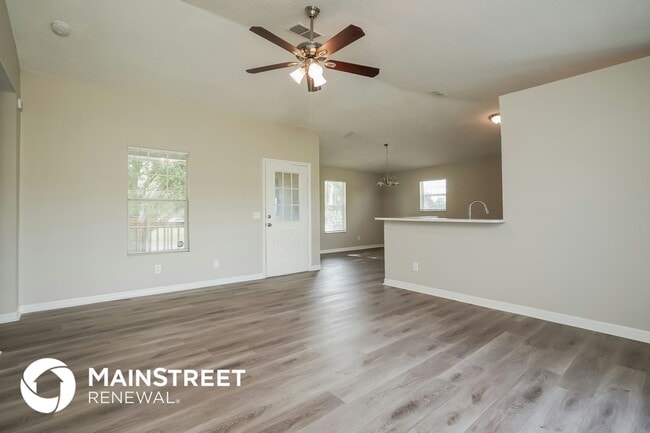 Photo - 1301 Olive Ave N