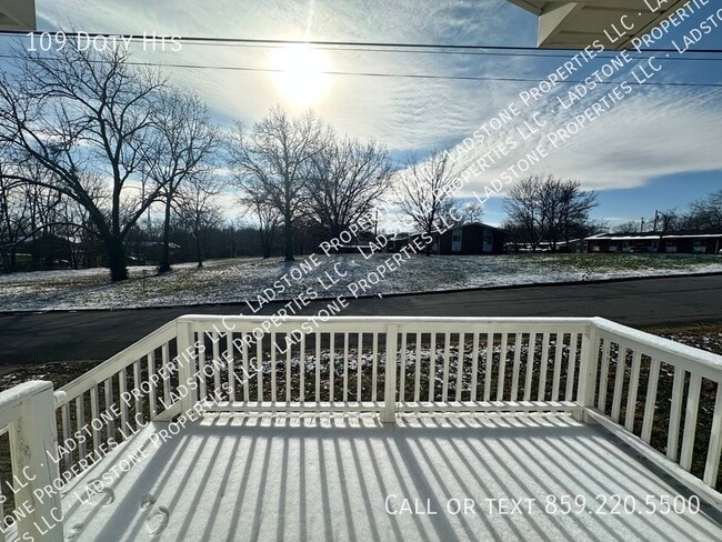 Photo - 109 Doty Hts