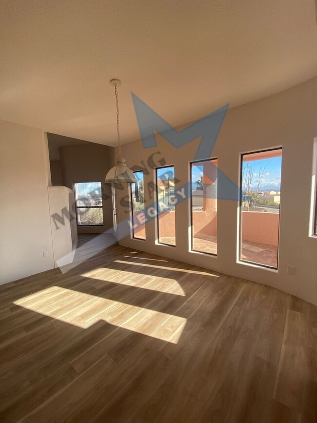 Photo - VIEWS!!  Spacious home in Picacho Hills!