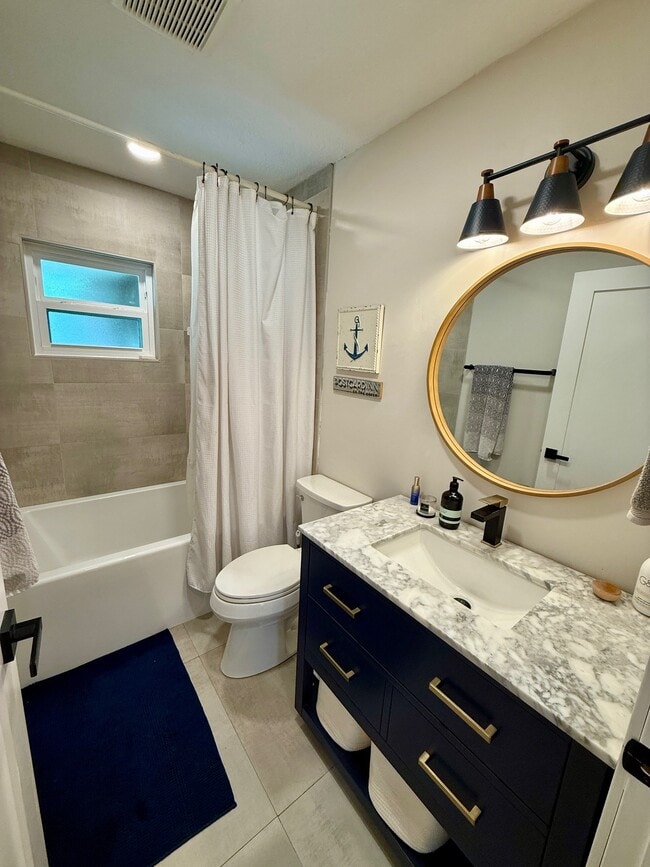 Photo - 1423 Appleton Ave