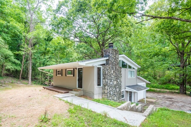 Building Photo - 5225 Hunter Rd Rental