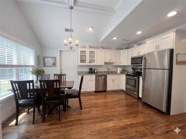 Photo - 151 Dockray St
