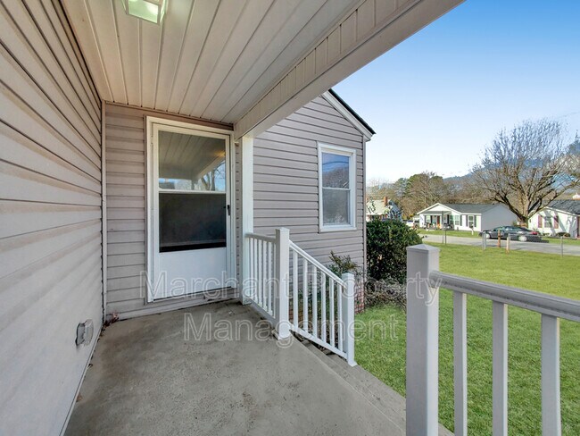 Photo - 101 Deoyley Ave