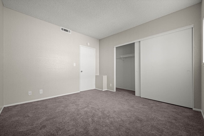 Woodlands West Townhomes