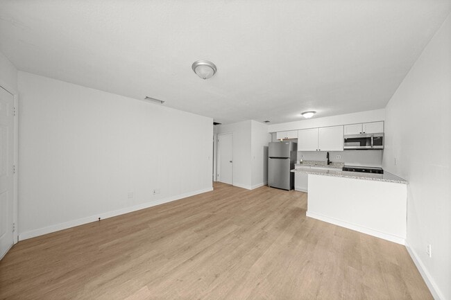 Photo - 2931 SE 52nd Ave Unit B