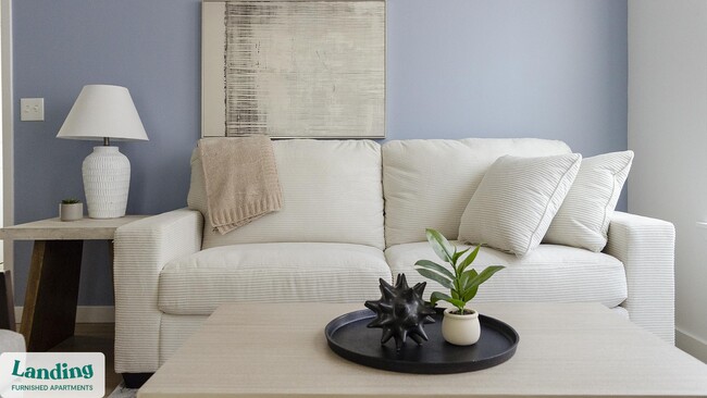 Building Photo - 650 N Main St