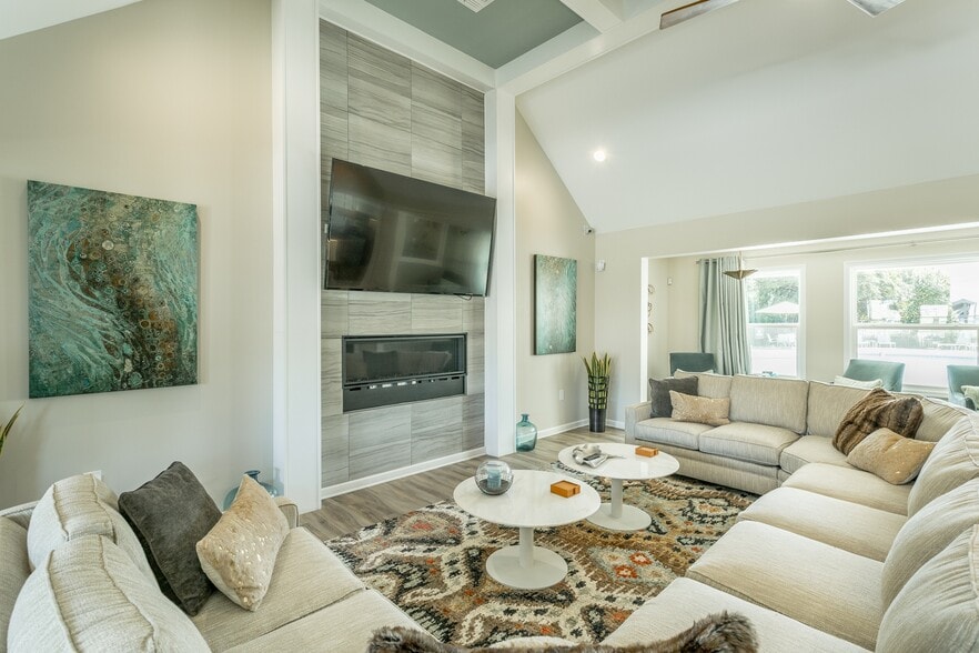 Resident Lounge at Hawthorne at Lily Flagg in Huntsville, AL