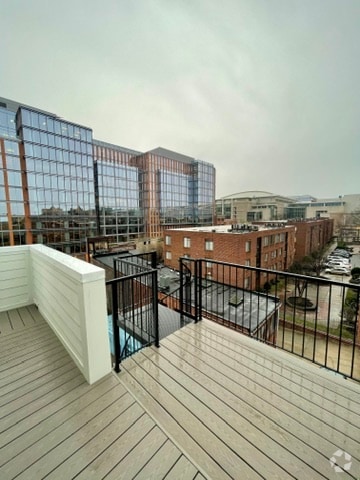 Building Photo - 1110 6th St NW Rental