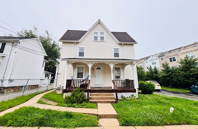 Building Photo - 47 S Merion Ave Unit 2