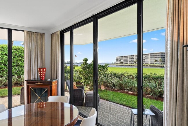 Photo - 123 Lakeshore Dr Unit 143