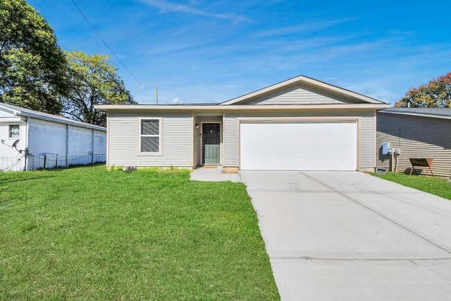 Photo - 164 Goldenrod