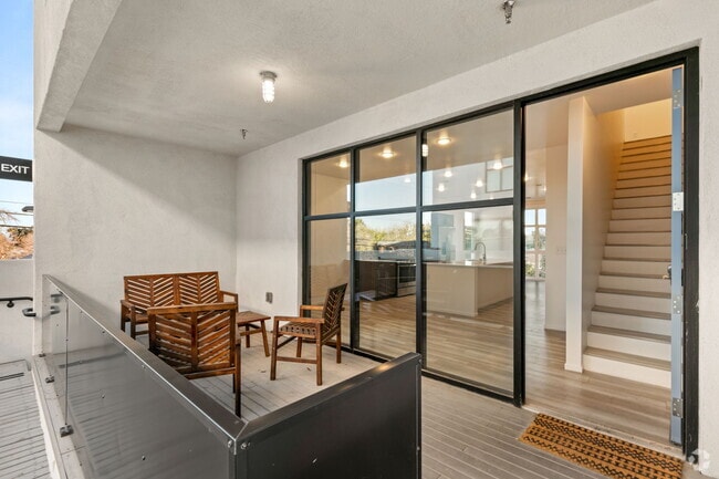 Building Photo - 519 S 6th St Rental