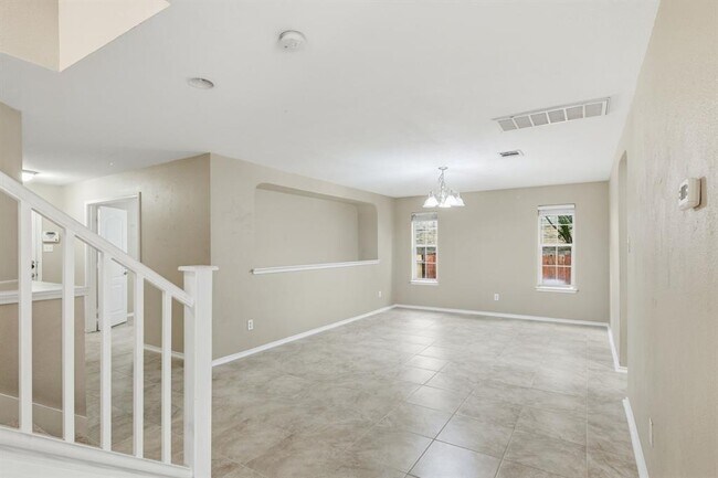 Photo - 509 Castebar Dr