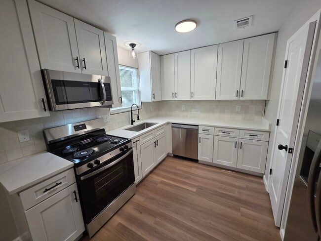 Photo - 11509 Lou St
