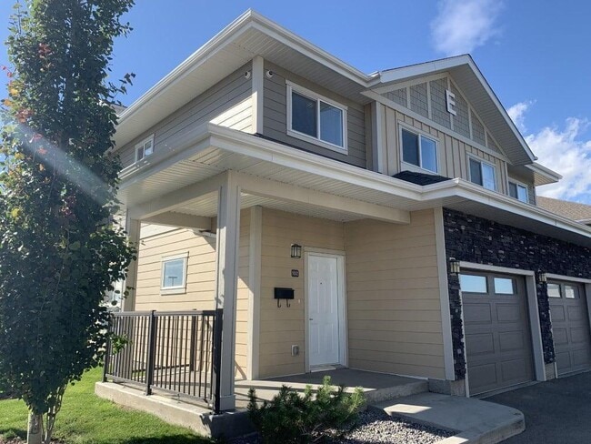 Liberty Park Townhomes - Liberty Park Townhomes