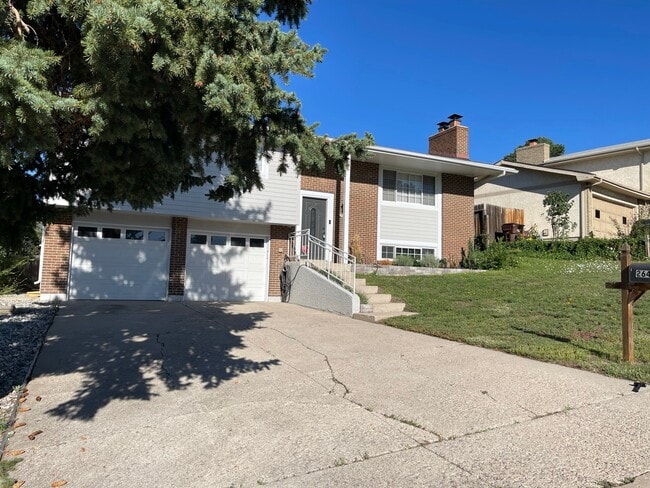 Photo - 2640 Villa Loma Dr
