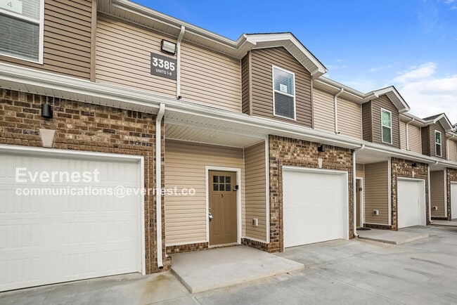 Building Photo - 3385 Polly Dr Rental