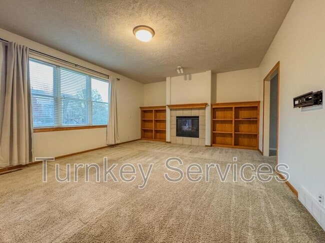 Photo - 15222 Curtis Ave