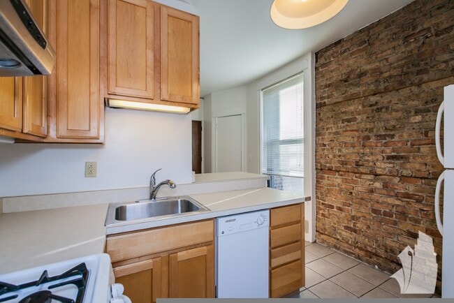 Photo - 1226 N Dearborn St Unit #2B