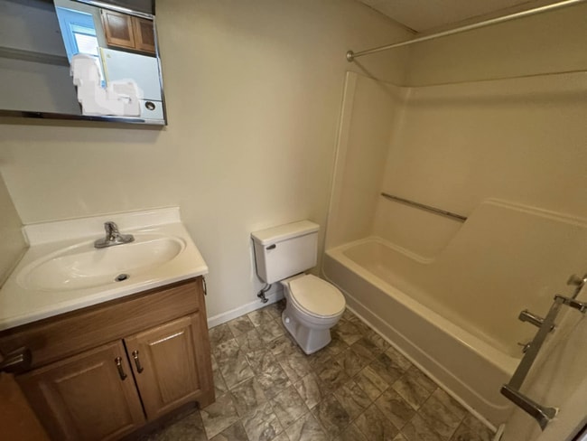 Photo - 241 Pearl St